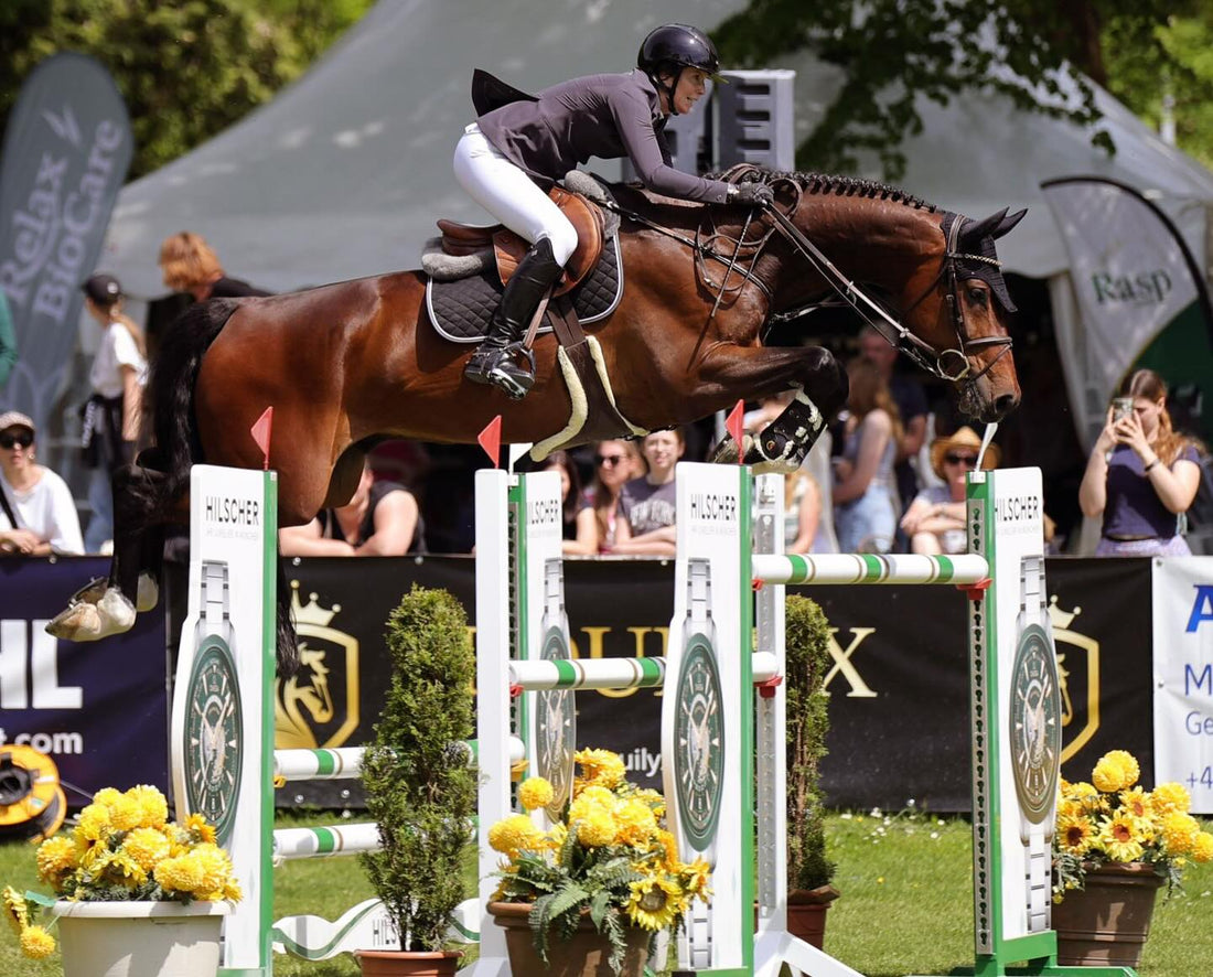 Jaqueline Schroeder - Groom to Anna Dryden USA